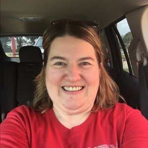 Meet your Posher, Holly